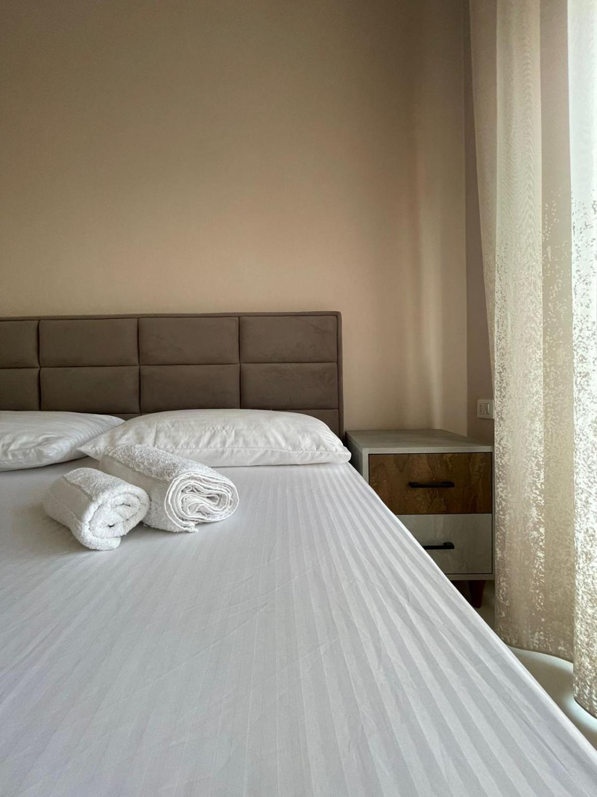 Boho Central Apartment Tirana Exterior foto